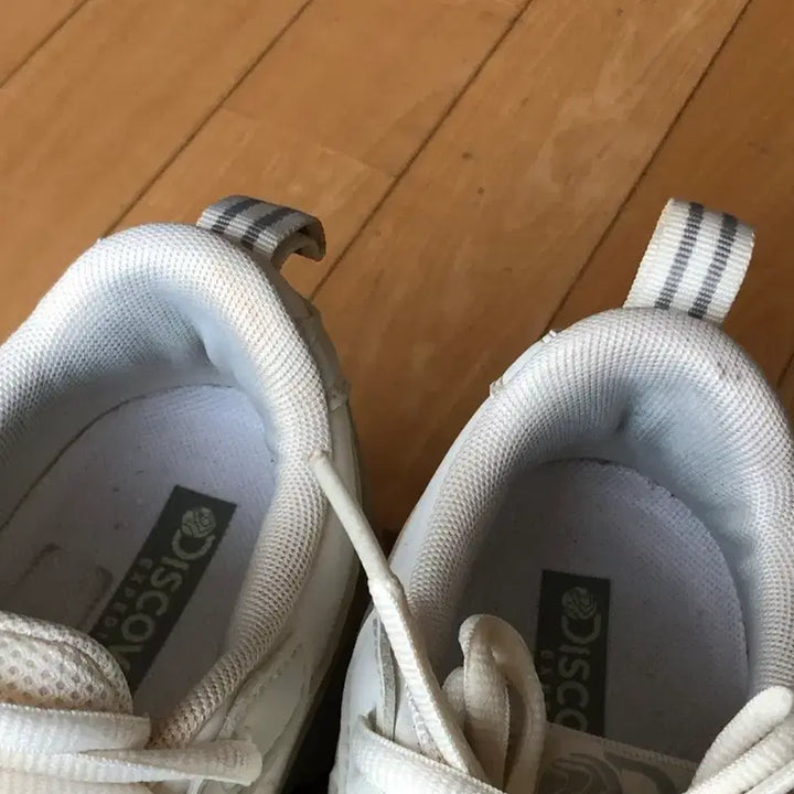 [BUNJANG] Discovery Brick Beige 230mm Sneakers / 디스커버리 브릭 베이지 230mm