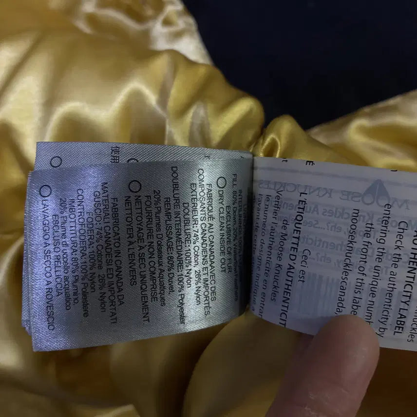 [BUNJANG] Moose Knuckles Black Gold Panel Padded Jacket (Size 100) / 무스너클 블랙 골드 패널 패딩 블랙퍼 100