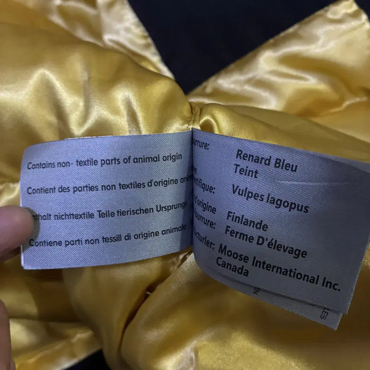 [BUNJANG] Moose Knuckles Black Gold Panel Padded Jacket (Size 100) / 무스너클 블랙 골드 패널 패딩 블랙퍼 100