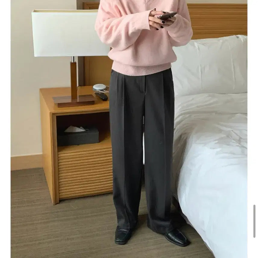 [BUNJANG] Merriaround Winter Two Tuck Slacks / 31일까지/ 메리어라운드 윈터 투턱 슬랙스