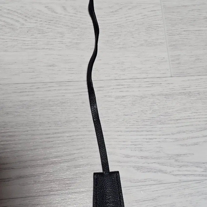 [BUNJANG] Louis Vuitton, Dsquared2 Keyring Bundle / 정품 루이비통 키링2.디스퀘워드키링1.루이비통 키벨1 일괄판매