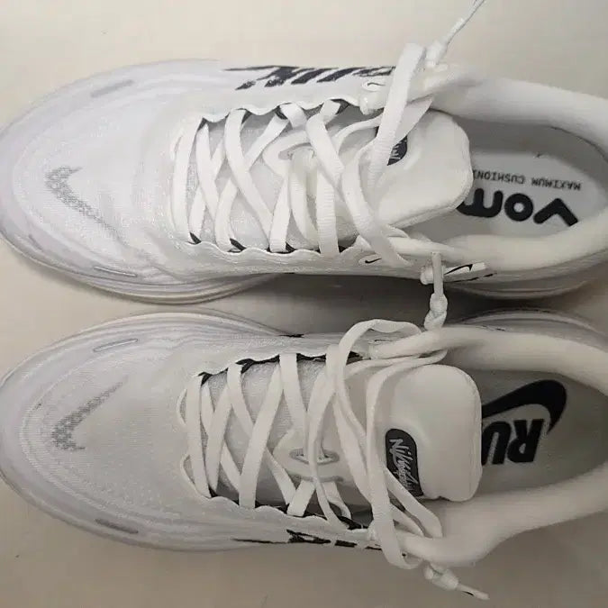 [BUNJANG] Nike Vomero Plus / 나이키 보메로 플러스