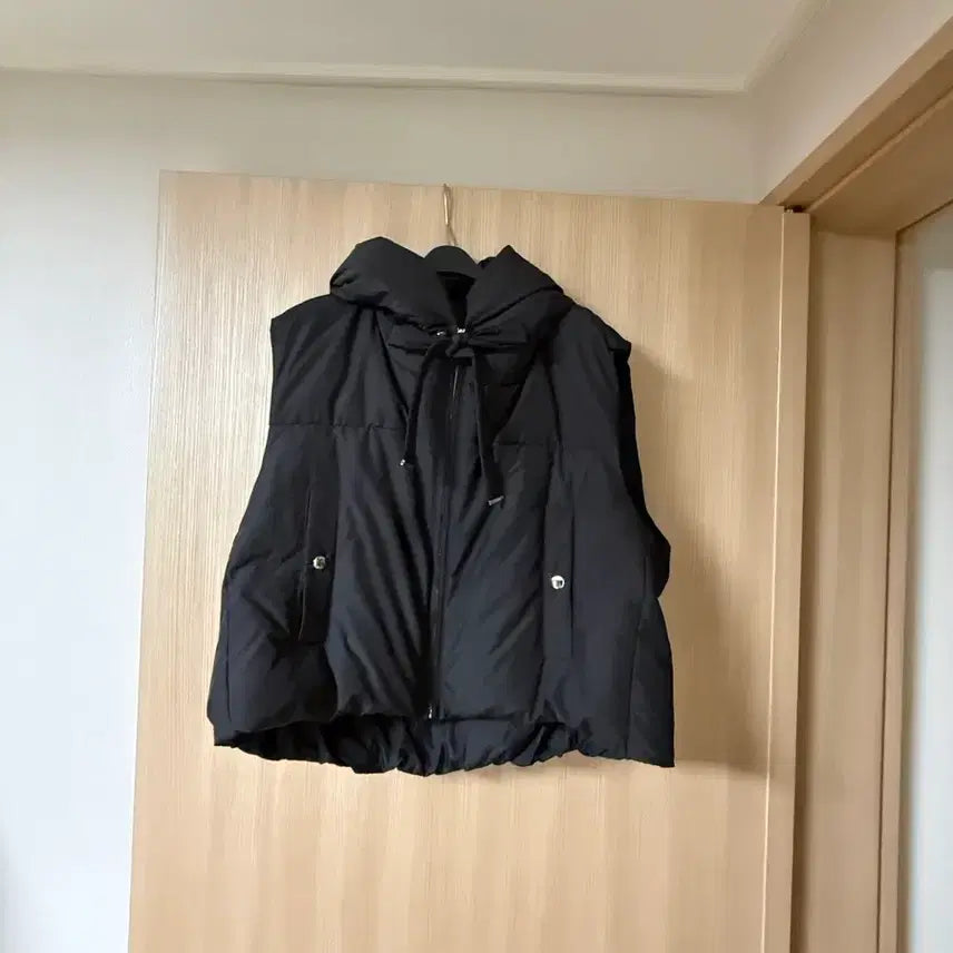 [BUNJANG] SYSTEM Goose Down Hood Vest / 시스템 구스다운 후드 베스트