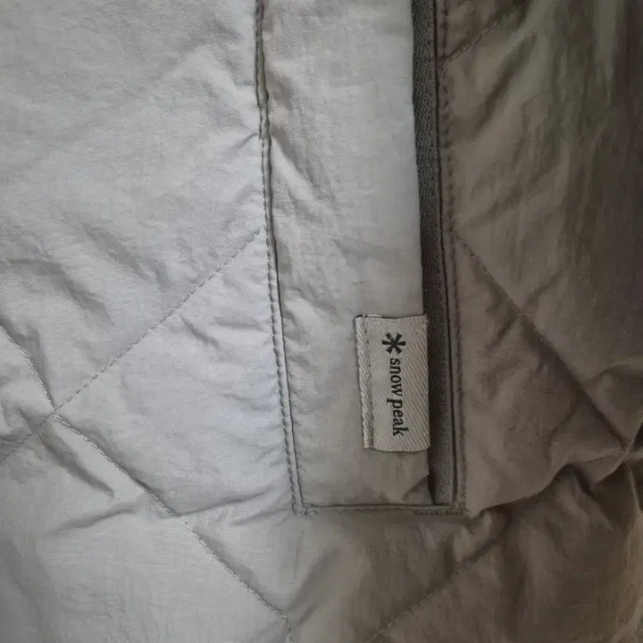 [BUNJANG] Snowpeak Lightweight Quilted Padding Size 100 / 스노우피크 경량 퀄팅 패딩 판매 사이즈 100