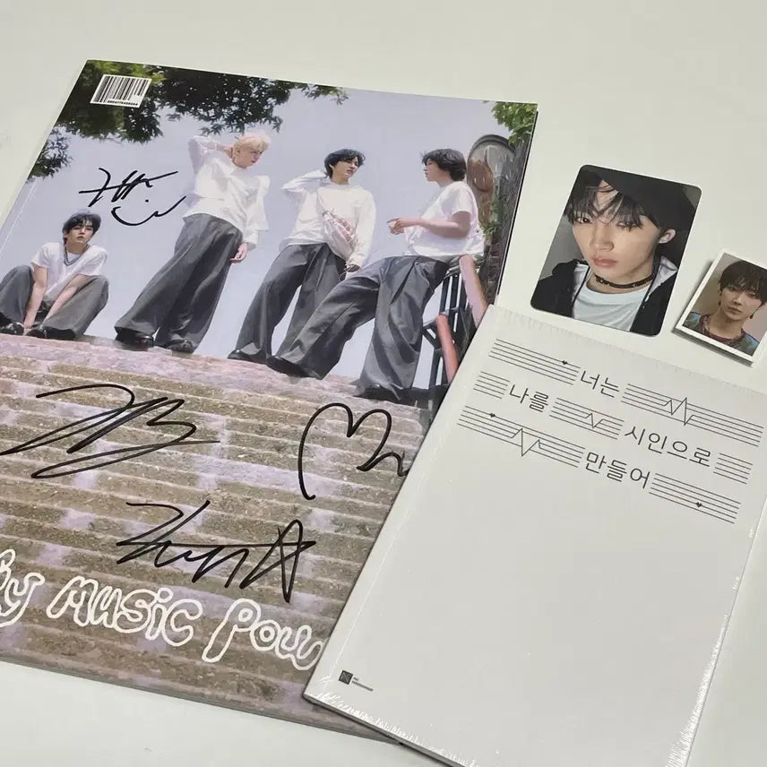 [BUNJANG] AMP Yoo-jun Sealed Album Photocard / 에이엠피 미개봉 시집 싸인 앨범 유준 포카