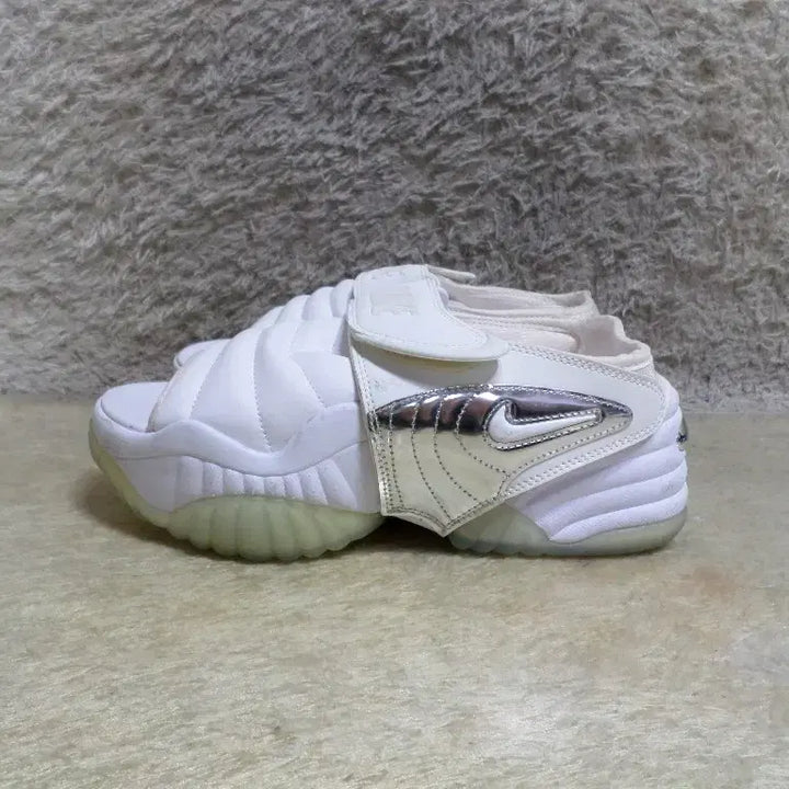 [BUNJANG] Nike Air Adjust Force Sandals White Used Shoes / 후루룩구제 240 나이키 어저스트 포스 샌들 화이트 중고 신발