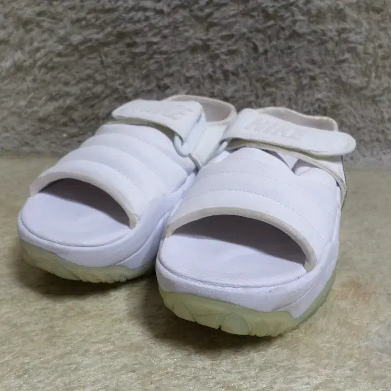 [BUNJANG] Nike Air Adjust Force Sandals White Used Shoes / 후루룩구제 240 나이키 어저스트 포스 샌들 화이트 중고 신발
