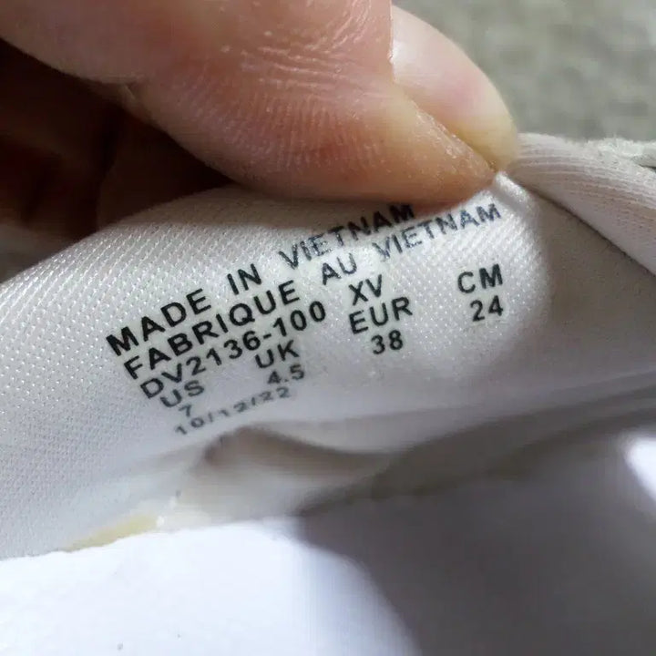 [BUNJANG] Nike Air Adjust Force Sandals White Used Shoes / 후루룩구제 240 나이키 어저스트 포스 샌들 화이트 중고 신발