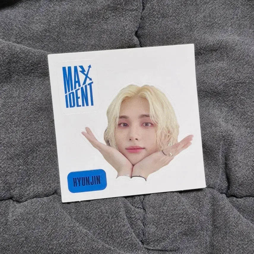 [BUNJANG] Stray Kids Hyunjin Maxident Sticker / 스트레이키즈 스키즈 현진 맥시던트 씰스티커