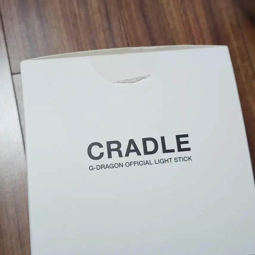 [BUNJANG] G-Dragon Cradle Light Stick Bundle Set / 지드래곤 응원봉, 크래들 일괄