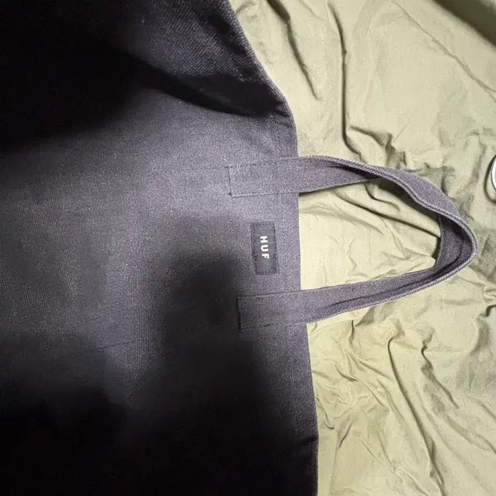 [BUNJANG] HUF Black Big Logo Tote Bag / HUF 허프 블랙 빅 로고 토트백