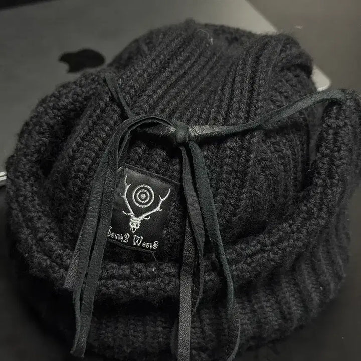 [BUNJANG] South2 West8 Trooper Hat Knit Beanie / 남이서팔 트루퍼햇 니트 비니