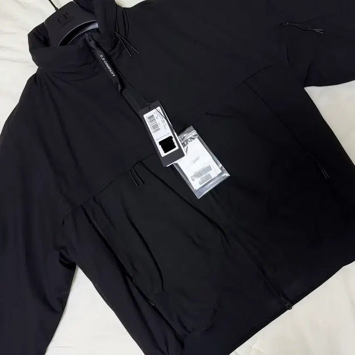 [BUNJANG] L CP Company Padded Bomber Jacket / [L] 24FW CP컴퍼니 프로텍 숏 패디드 봄버