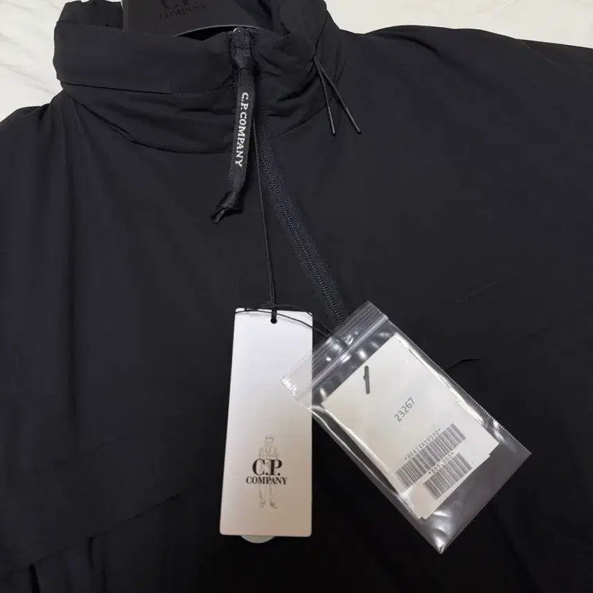 [BUNJANG] L CP Company Padded Bomber Jacket / [L] 24FW CP컴퍼니 프로텍 숏 패디드 봄버