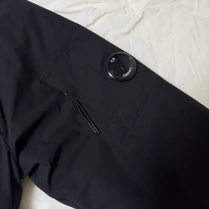 [BUNJANG] L CP Company Padded Bomber Jacket / [L] 24FW CP컴퍼니 프로텍 숏 패디드 봄버