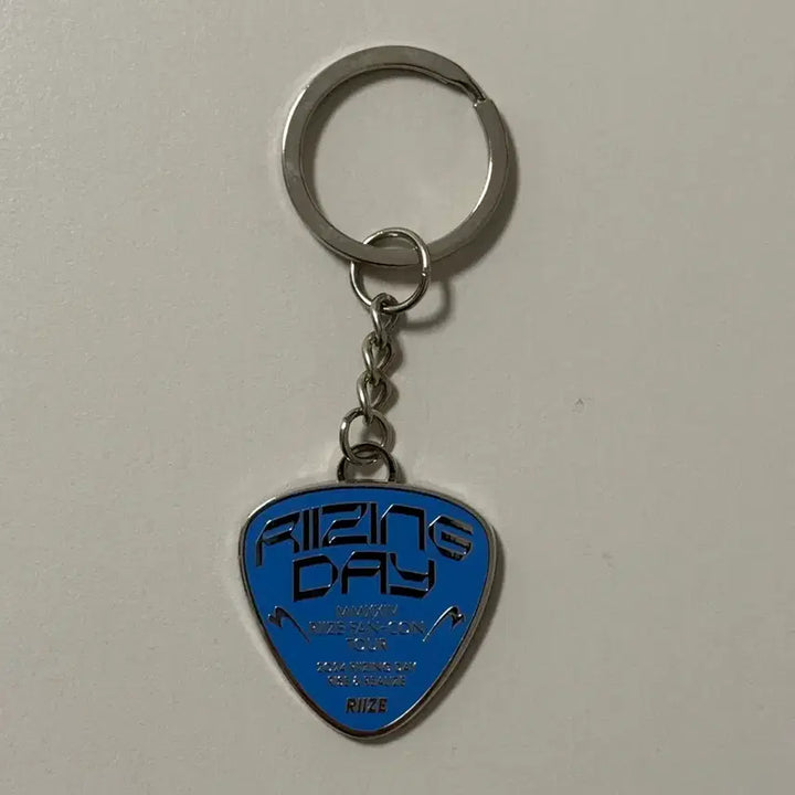 [BUNJANG] RIIZE RIIZING DAY Keyring / RIlZE 라이즈 RIIZING DAY 키링 라이징데이 엠디