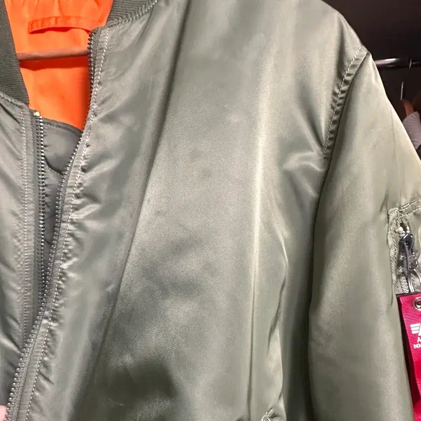 [BUNJANG] MA-1 Regular Sage Green Jacket / (XL) 알파인더스트리 ma-1 레귤러 세이지그린