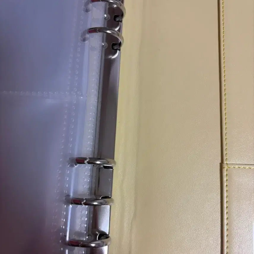 [BUNJANG] Fromis_9 Macaron Binder Yellow / 프롬아블 마카롱 바인더 옐로우 네고가능