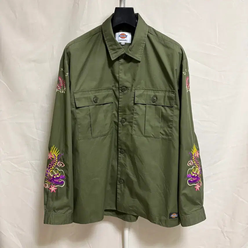 [SOLD OUT] 디키즈 오리엔탈 드래곤 자수 워크셔츠 / 카키, M