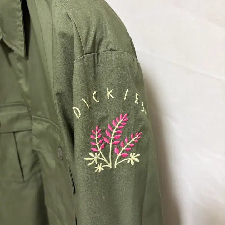[SOLD OUT] 디키즈 오리엔탈 드래곤 자수 워크셔츠 / 카키, M