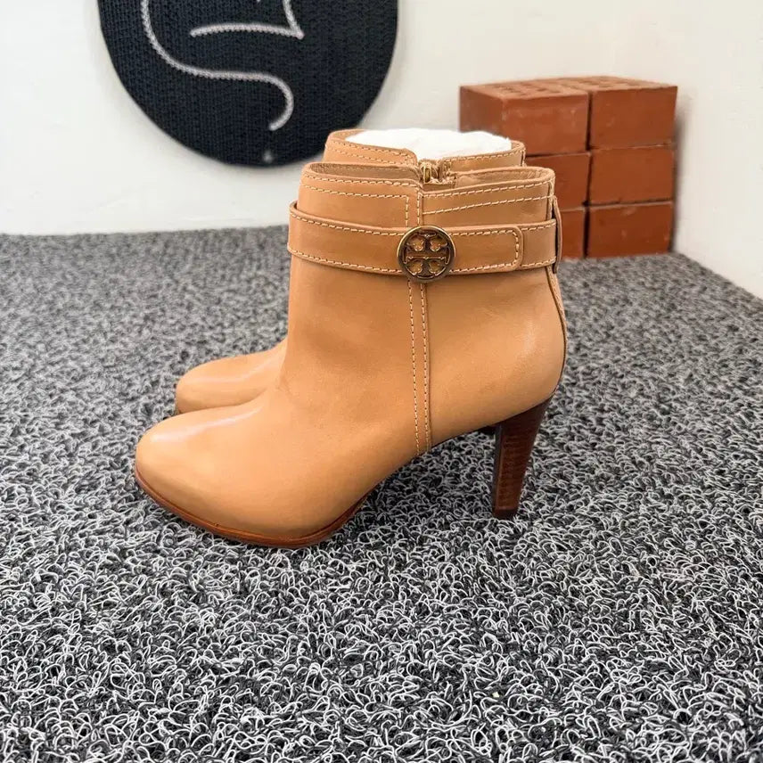 [BUNJANG] Tory Burch Leather Ankle Boots / 토리버치 브라운 레더 앵클 부츠