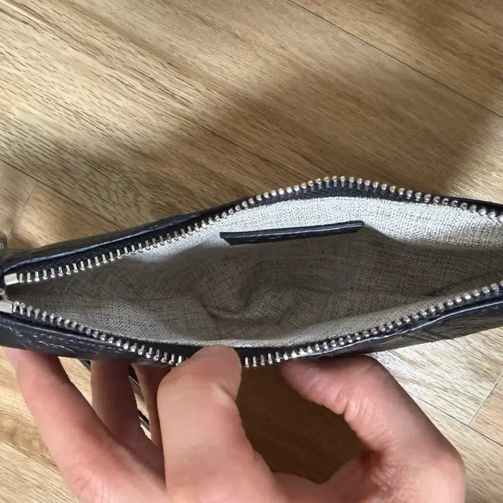[BUNJANG] Diplat Mini Croissant Pouch Keyring / 디플랫 미니 크로와상 파우치 키링