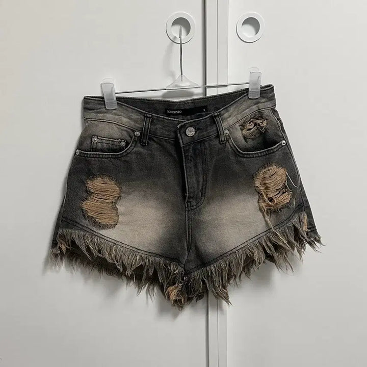 [BUNJANG] Bohemian Seoul Denim Shorts / 보헤미안서울 데미지 데님 반바지 m