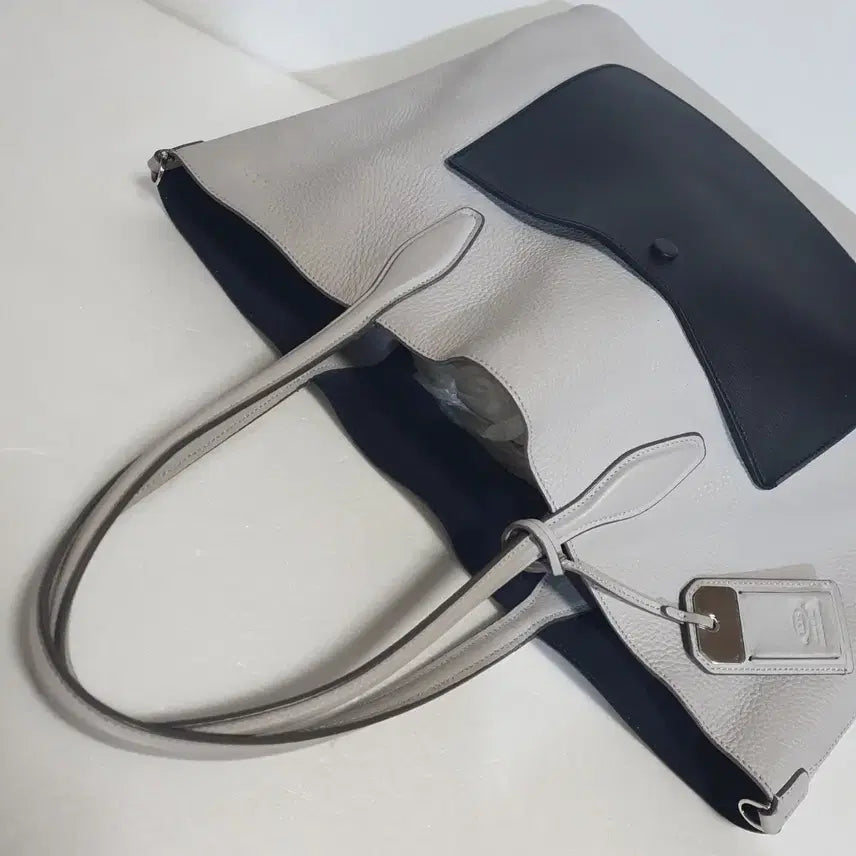 [BUNJANG] Tods Leather Shoulder Bag / 정품이고 ㅡ토즈ㅡ가죽숄더백ㅡ(((깨끗요