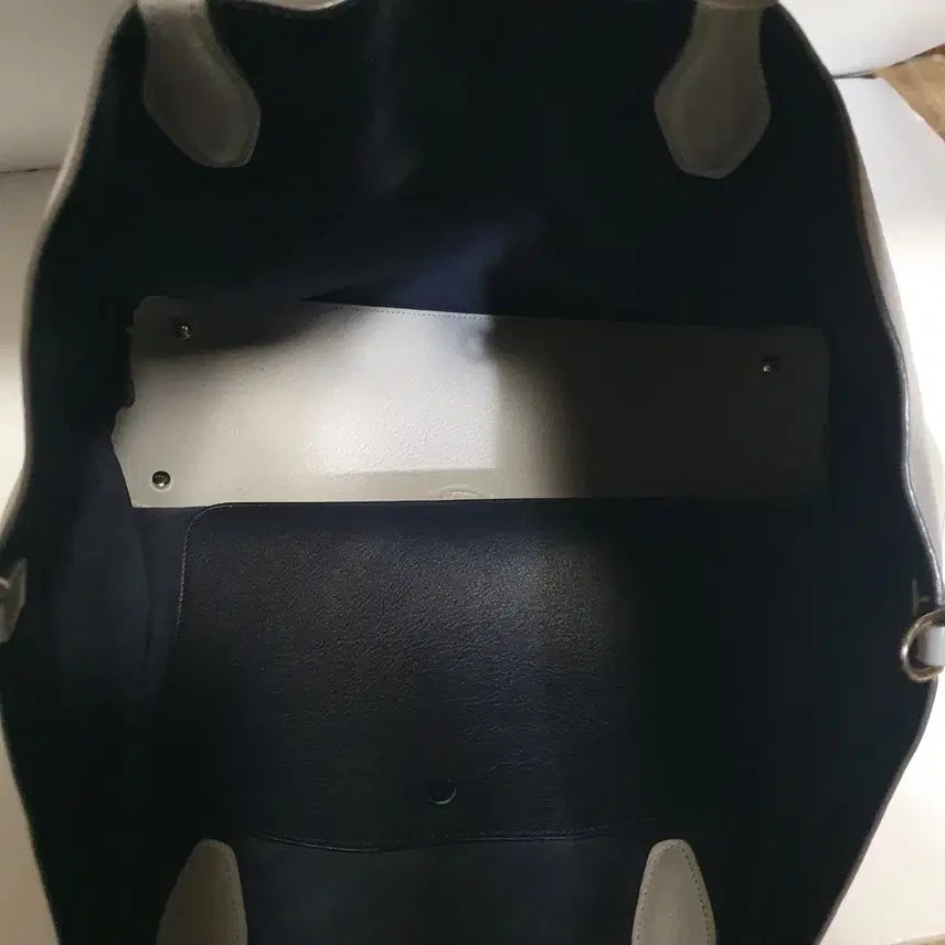 [BUNJANG] Tods Leather Shoulder Bag / 정품이고 ㅡ토즈.가죽숄더 ㅡ깨끗 요