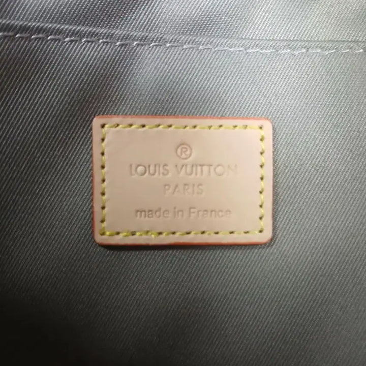 [BUNJANG] Louis Vuitton Titanium Monogram Clutch Bag / [새상품급 남녀공용] 루이비통 티타늄 모노그램 클러치백 (전체글 필독)