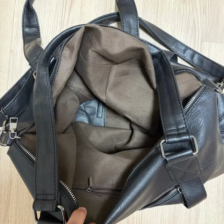 [BUNJANG] Moderato Henry Two-Way Leather Bag / 모데라토헨리 투웨이 레더백