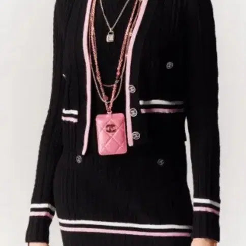 [BUNJANG] Chanel CC Button Cashmere Cardigan / 샤넬 CC버튼 캐시미어 가디건