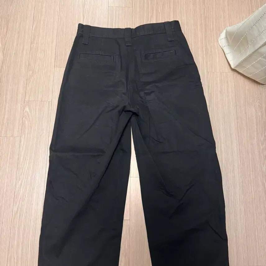[BUNJANG] Uniqlo U Wide Chino Pants / 유니클로 U 와이드 치노팬츠 블랙