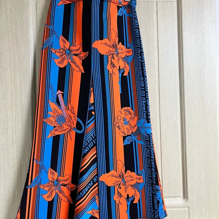 [BUNJANG] TIME Lettering Flower Pattern Knit Skirt 55 / 타임 TIME 레터링 플라워 패턴 니트 스커트 55 (정품)