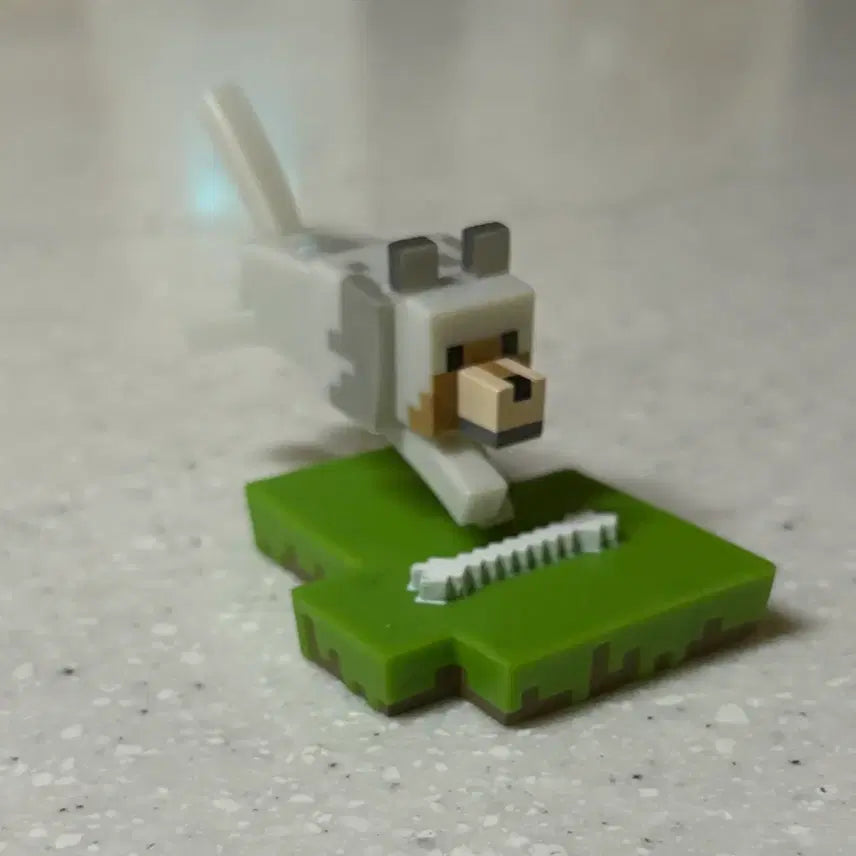 [BUNJANG] Minecraft Wolf Figure / 마인크래프트 늑대 피규어