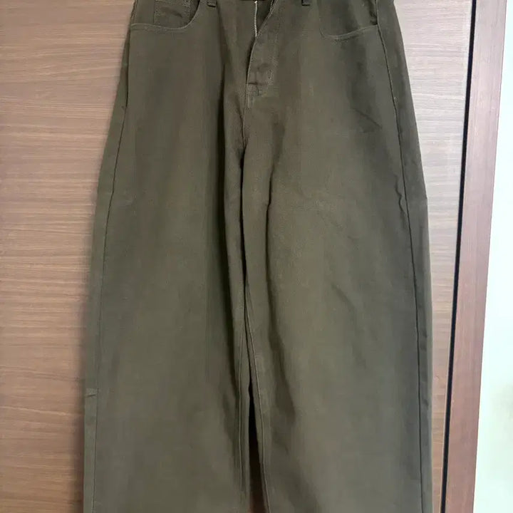 [BUNJANG] Untapped Studio Wide Denim Pants Bundle Set / 언탭트 스튜디오 와이드 데님 팬츠 블랙&브라운