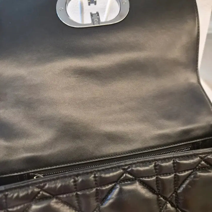 [BUNJANG] Dior Caro Bag Medium / 디올 카로백 은장 미디움