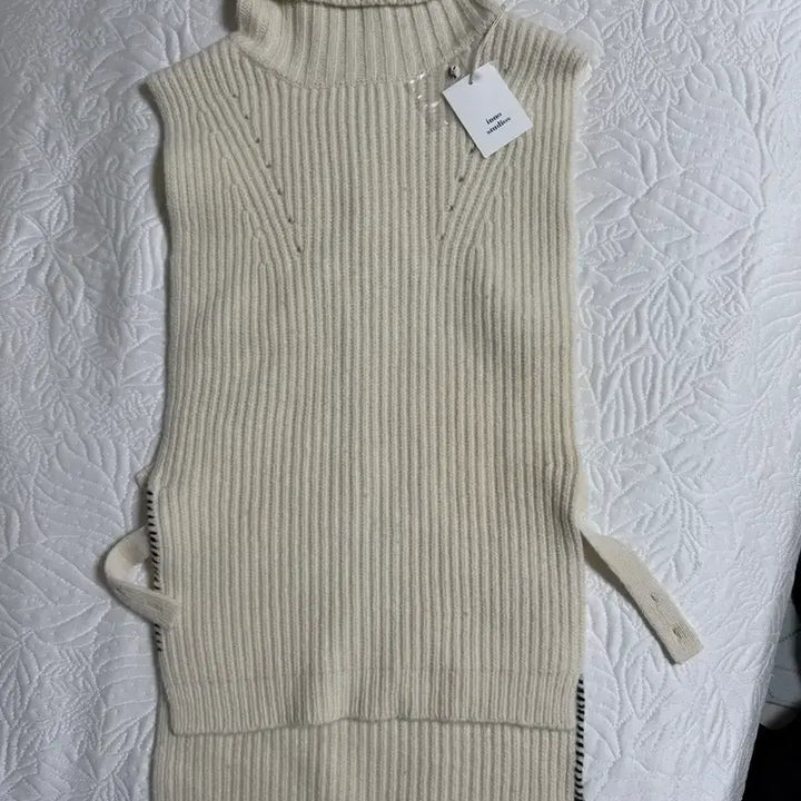 [BUNJANG] Inno Studios Long Knit Vest / Inno Studios 롱 니트 새상품