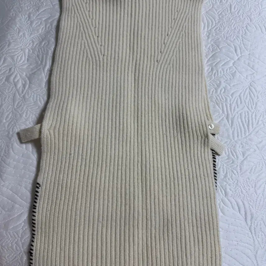 [BUNJANG] Inno Studios Long Knit Vest / Inno Studios 롱 니트 새상품
