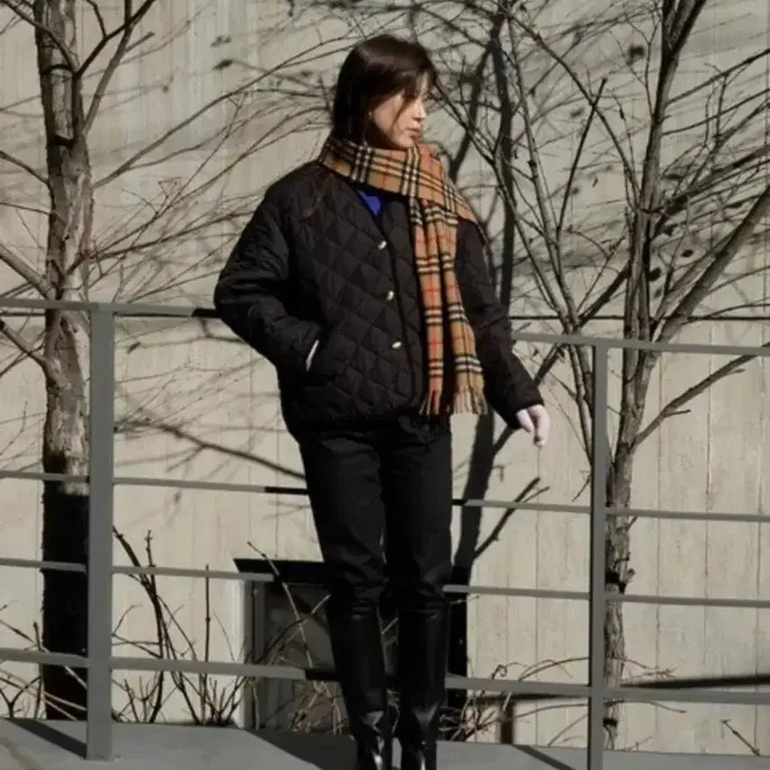 [BUNJANG] Modest Mood Kate Quilted Jacket / 모데스트무드 케이트 퀼팅자켓