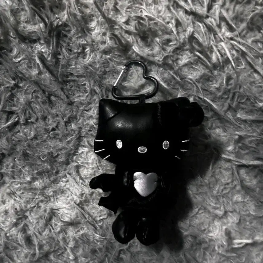[BUNJANG] Kitty Angel Leather Keyring / 가죽 엔젤 키티 키링