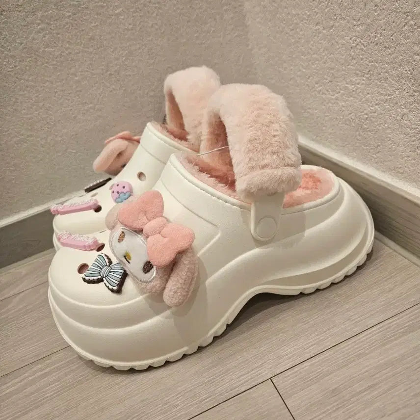 [BUNJANG] Sanrio My Melody Fur Crocs Shoes 240mm / (새상품) 산리오 마이멜로디 털 크록스 신발 240mm