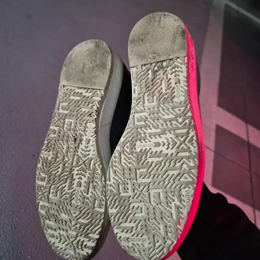 [BUNJANG] Louis Vuitton Luxembourg Sneakers Black / 루이비통  스니커즈 블랙