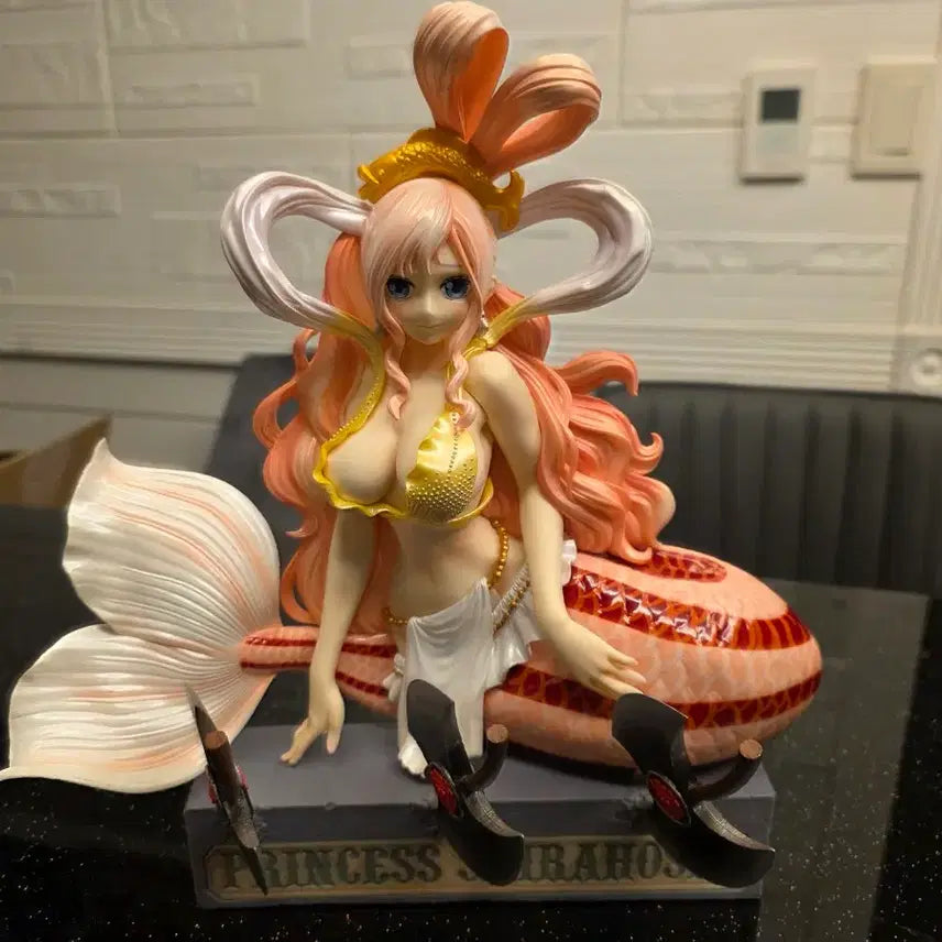 [BUNJANG] One Piece Shirahoshi DX Hook Figure / 정품 원피스 피규어 hook DX 시라호시