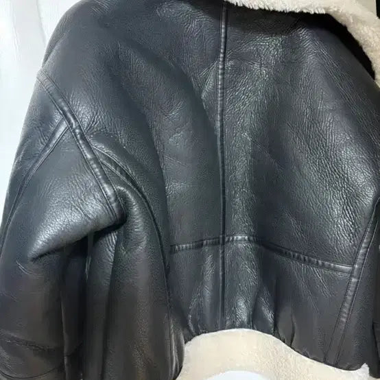 [BUNJANG] The Green Lab Black Faux Shearling Coat / 더그린랩 무스탕