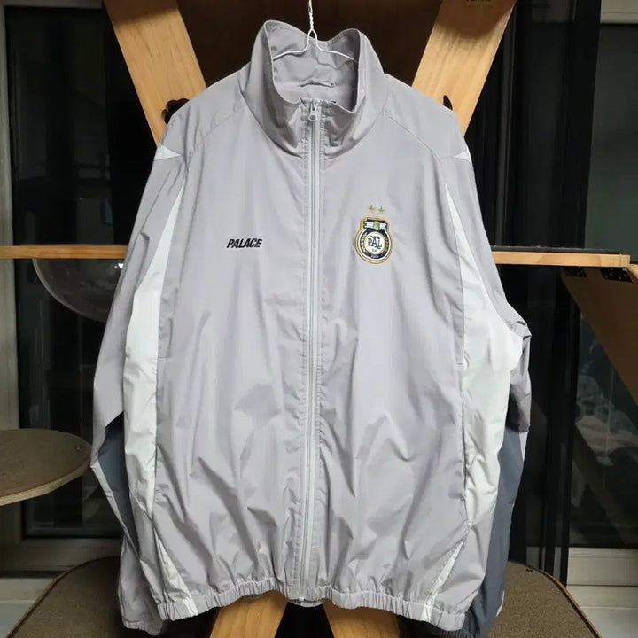 [BUNJANG] Palace Pro Shell Jacket Gray L / 팔라스 프로 쉘 자켓 그레이 L