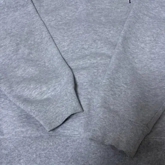 [BUNJANG] Stussy Stock Logo Gray Sweatshirt / 스투시 스탁 로고 맨투맨 회색