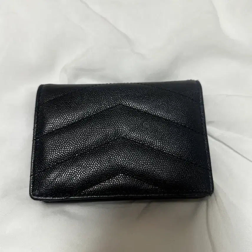 [BUNJANG] Jill Stuart Quilted Black Bifold Wallet / 질스튜어트 반지갑