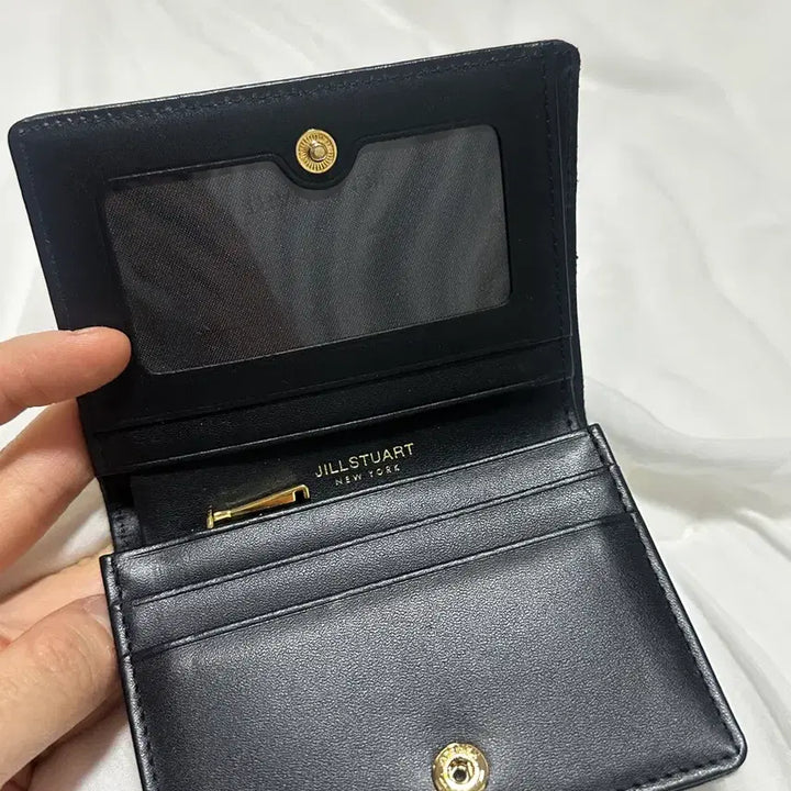 [BUNJANG] Jill Stuart Quilted Black Bifold Wallet / 질스튜어트 반지갑