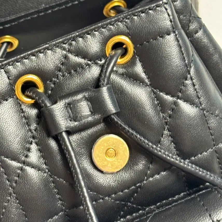 [BUNJANG] Dior Caro Backpack Small Black / 디올 카로 백팩 스몰 블랙 (풀박스,인보이스포함)